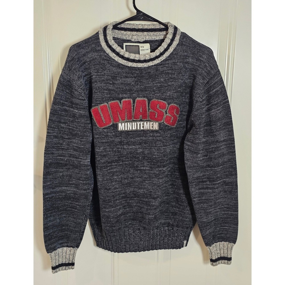 Bruzer UMass Minutemen Sweater Charcoal Chenille Patch Varsity Collegiate